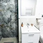 Modern And Апартаменты *