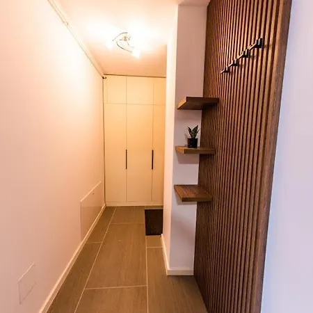 Modern And Lägenhet