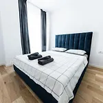 Appartement Modern And *